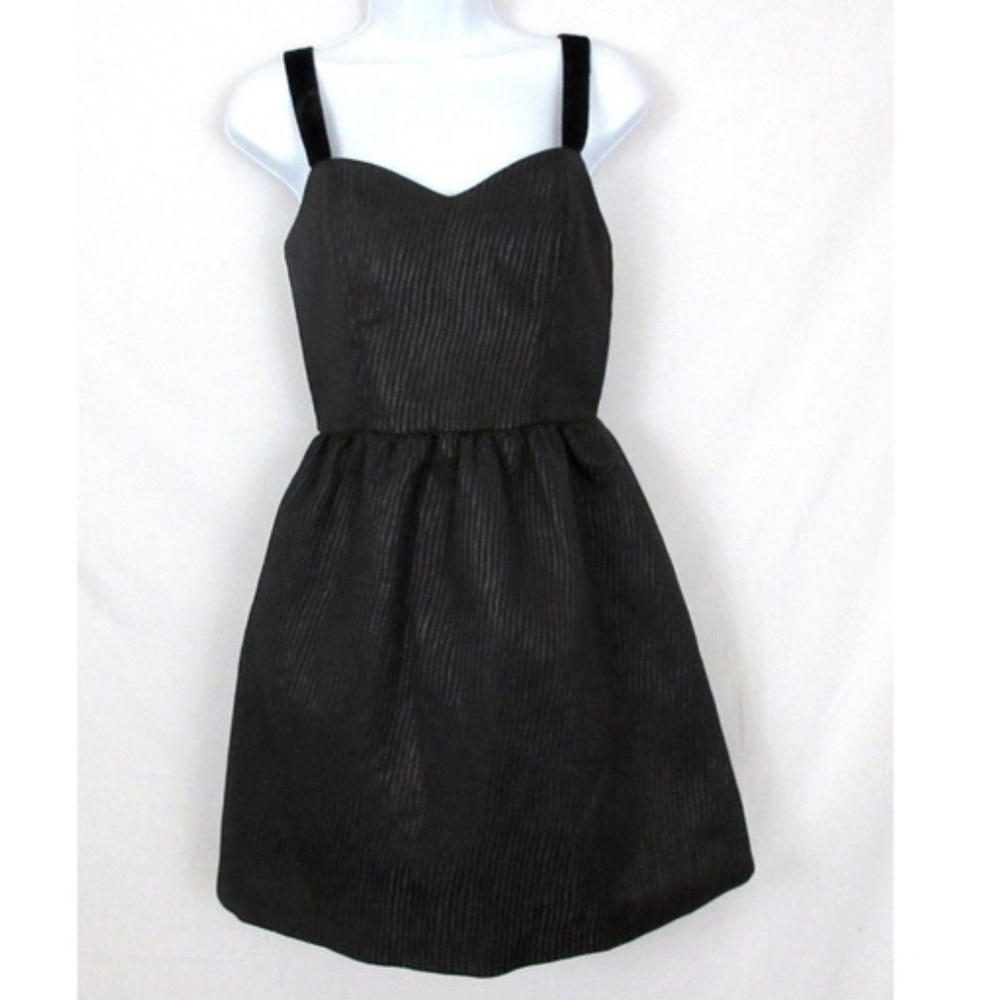 NWT Shimmery black party dress